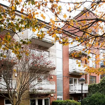 Windmill Lane 002 Apartment *