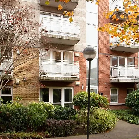 Apartment Windmill Lane 002 *